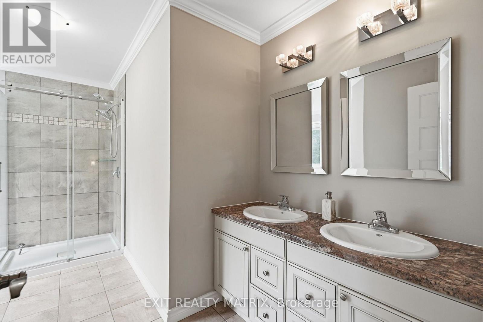 248 DES VIOLETTES STREET - Image 21
