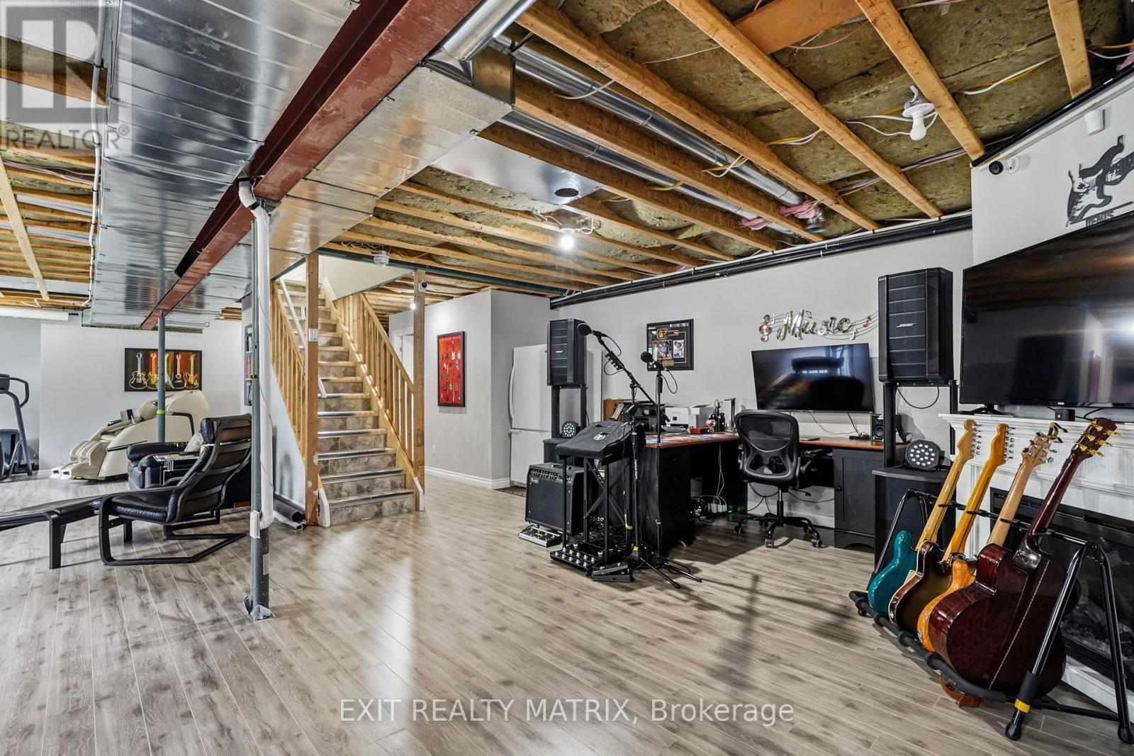 248 DES VIOLETTES STREET - Image 30