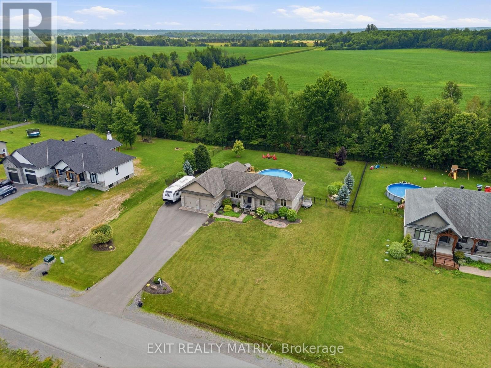 248 DES VIOLETTES STREET - Image 40