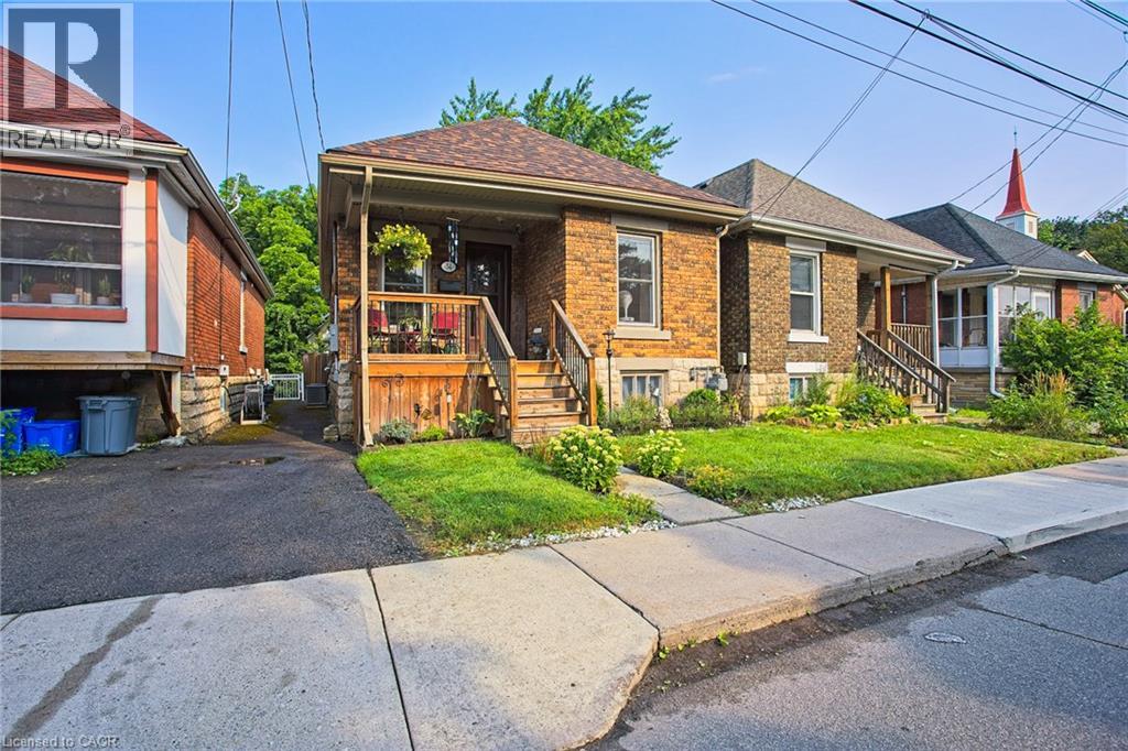 34 POPLAR Avenue - 1