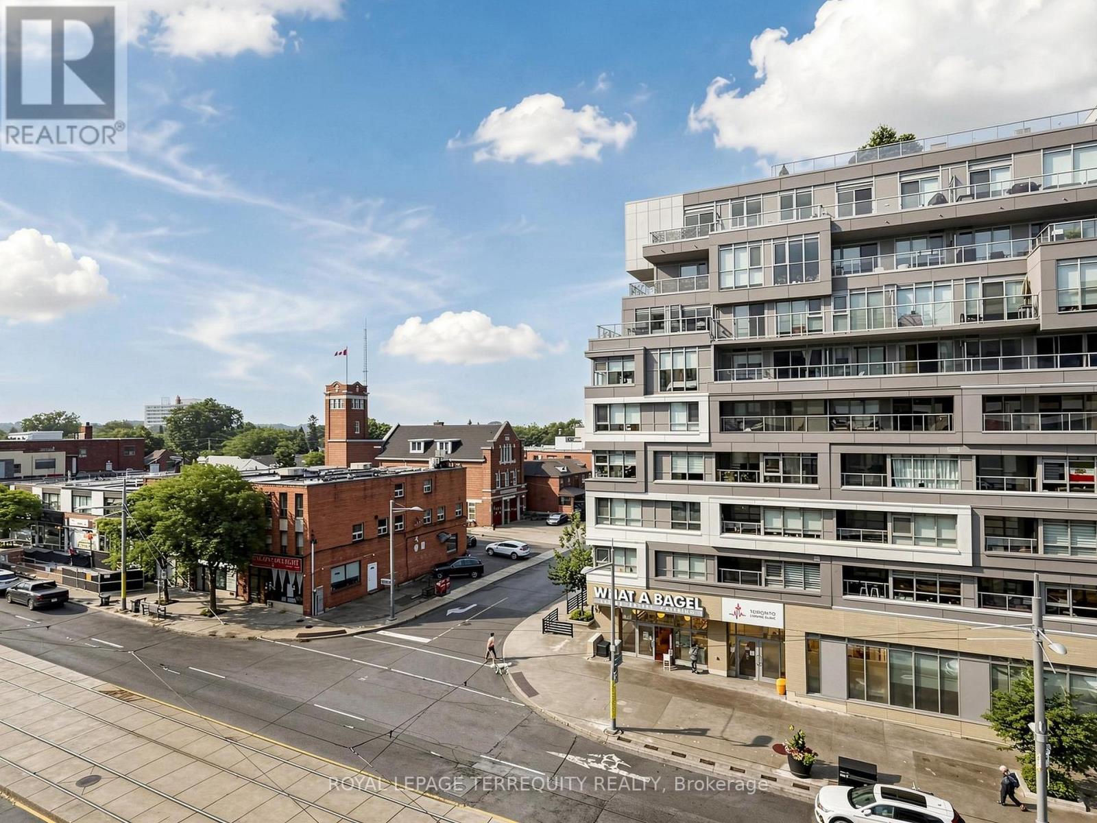 #612 840 ST CLAIR AVENUE W - 15