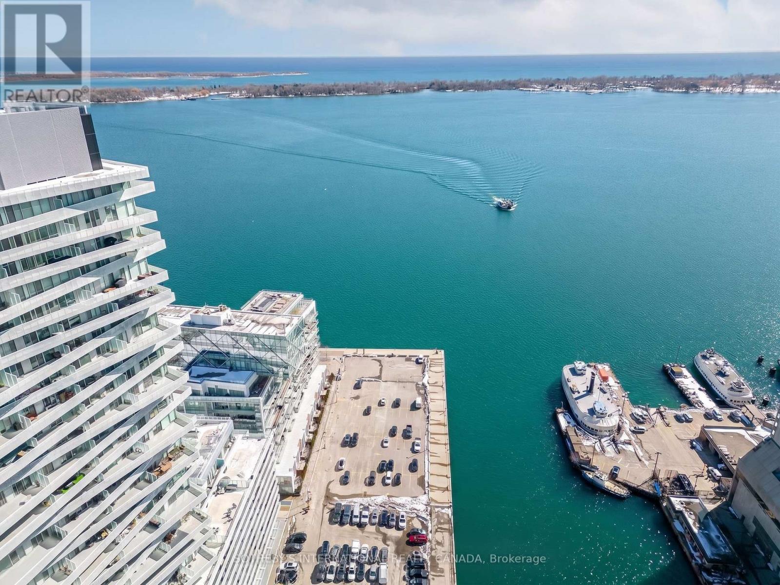 Photo of 15 Queens Quay
