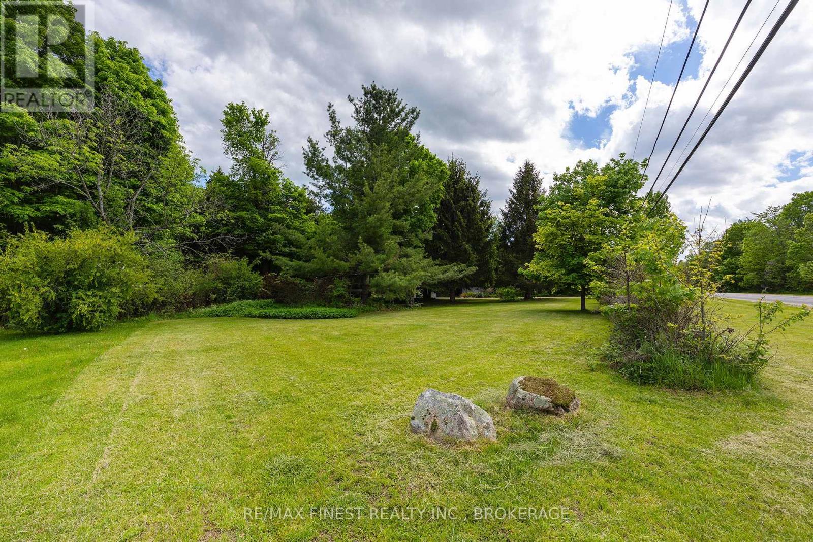 1465 MIDDLE ROAD - Image 41