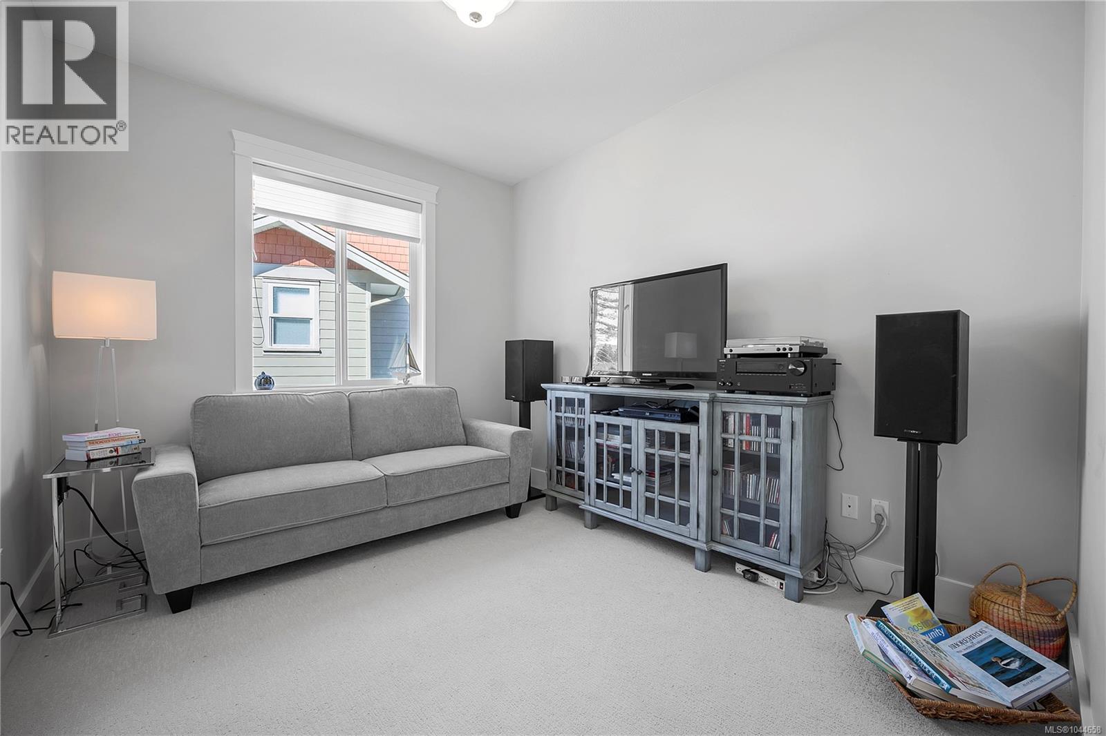 207 LINSTEAD Pl - 12