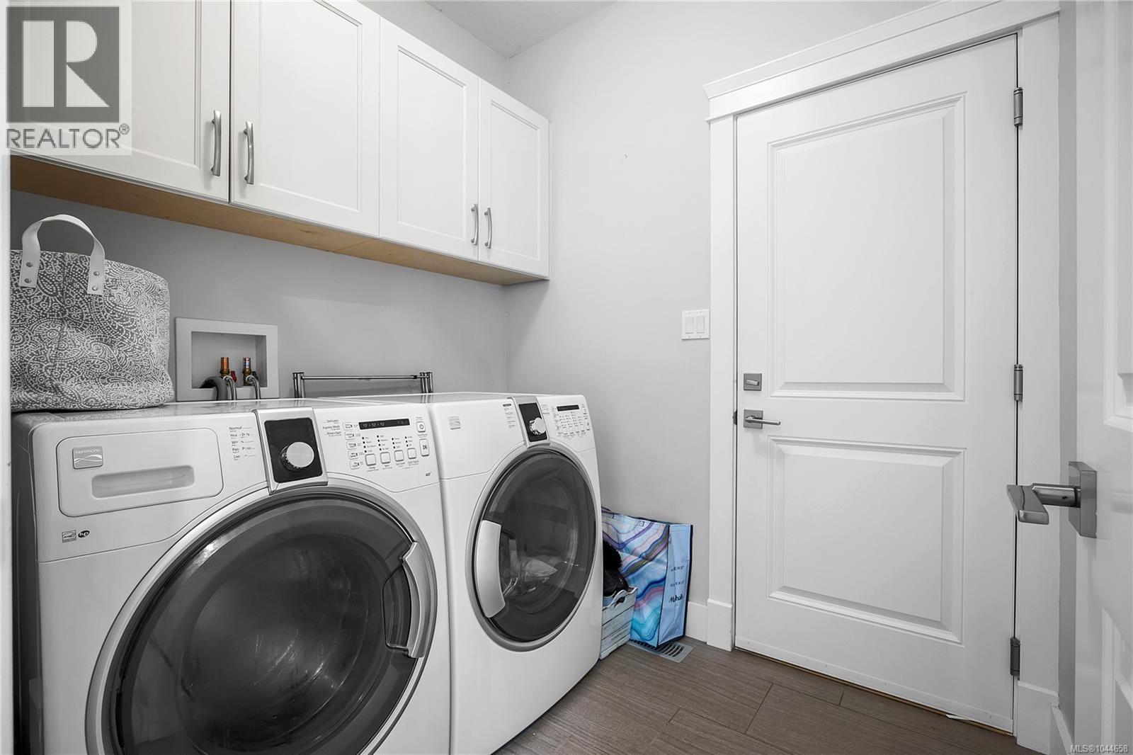 207 LINSTEAD Pl - Image 20
