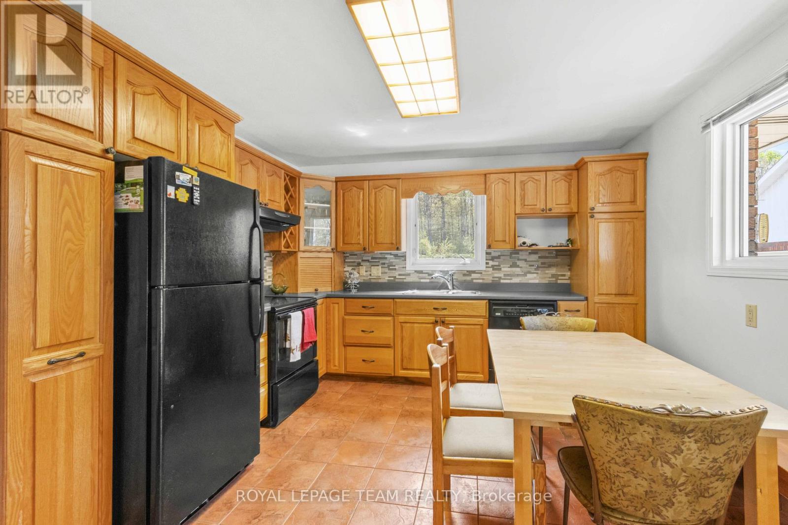 286 SIBERIA ROAD - Image 22