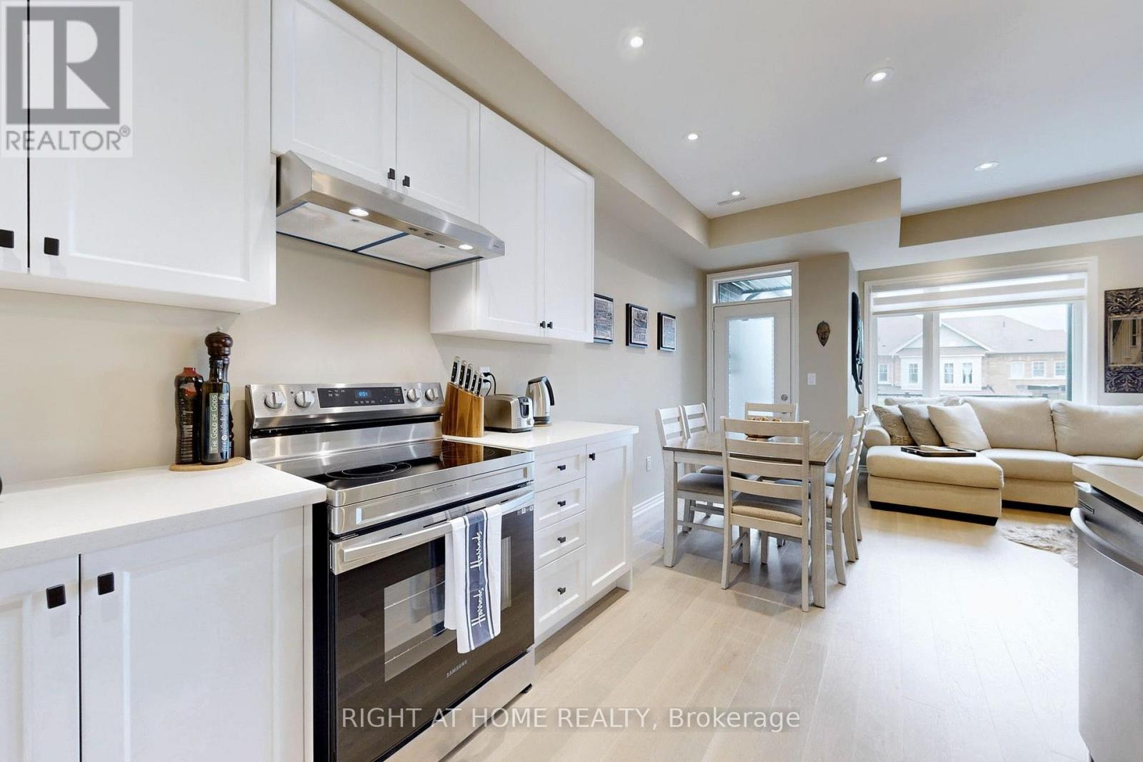 279 MOODY DRIVE - 13