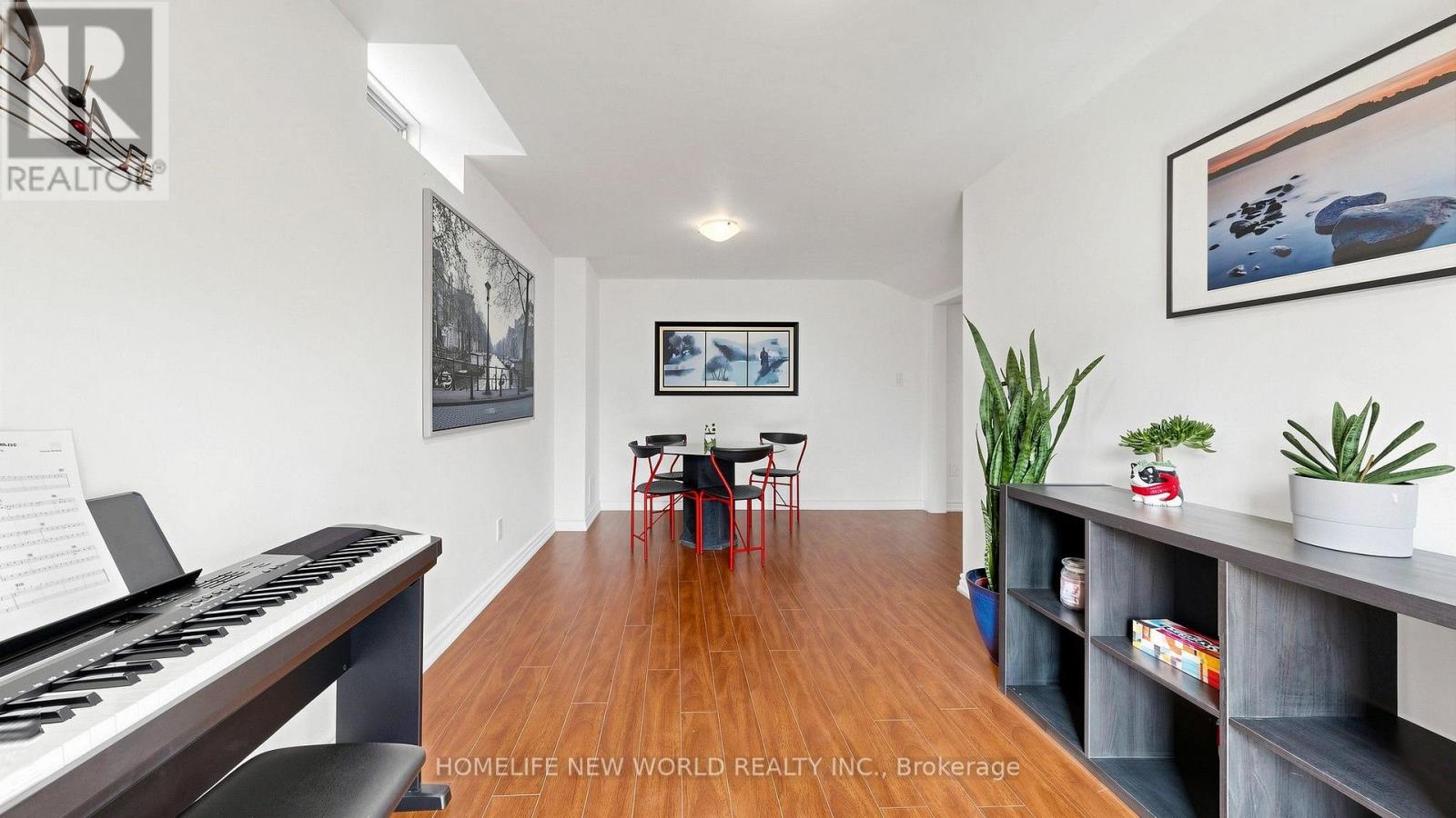 663 PETER RUPERT AVENUE - 26