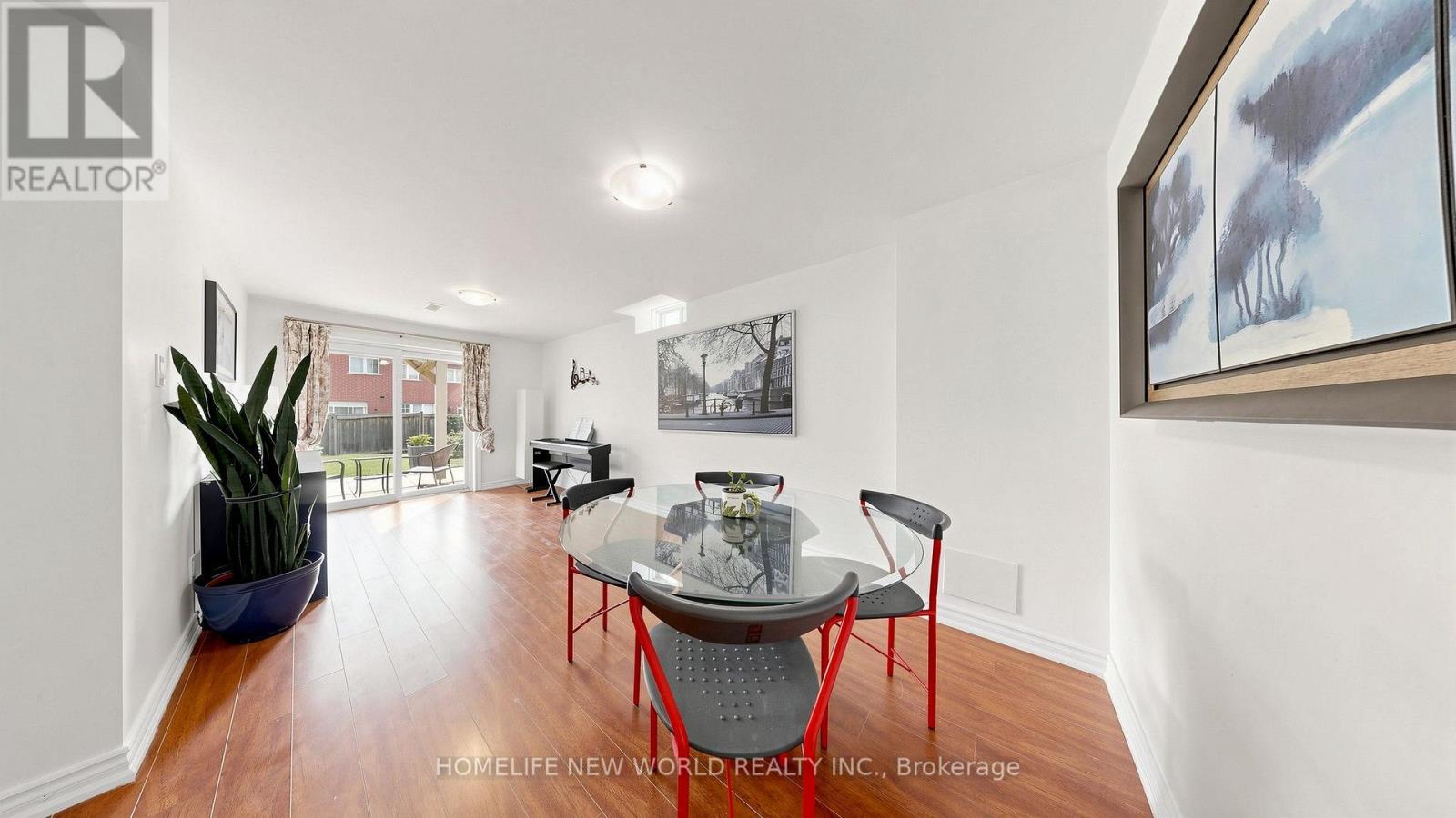 663 PETER RUPERT AVENUE - 27