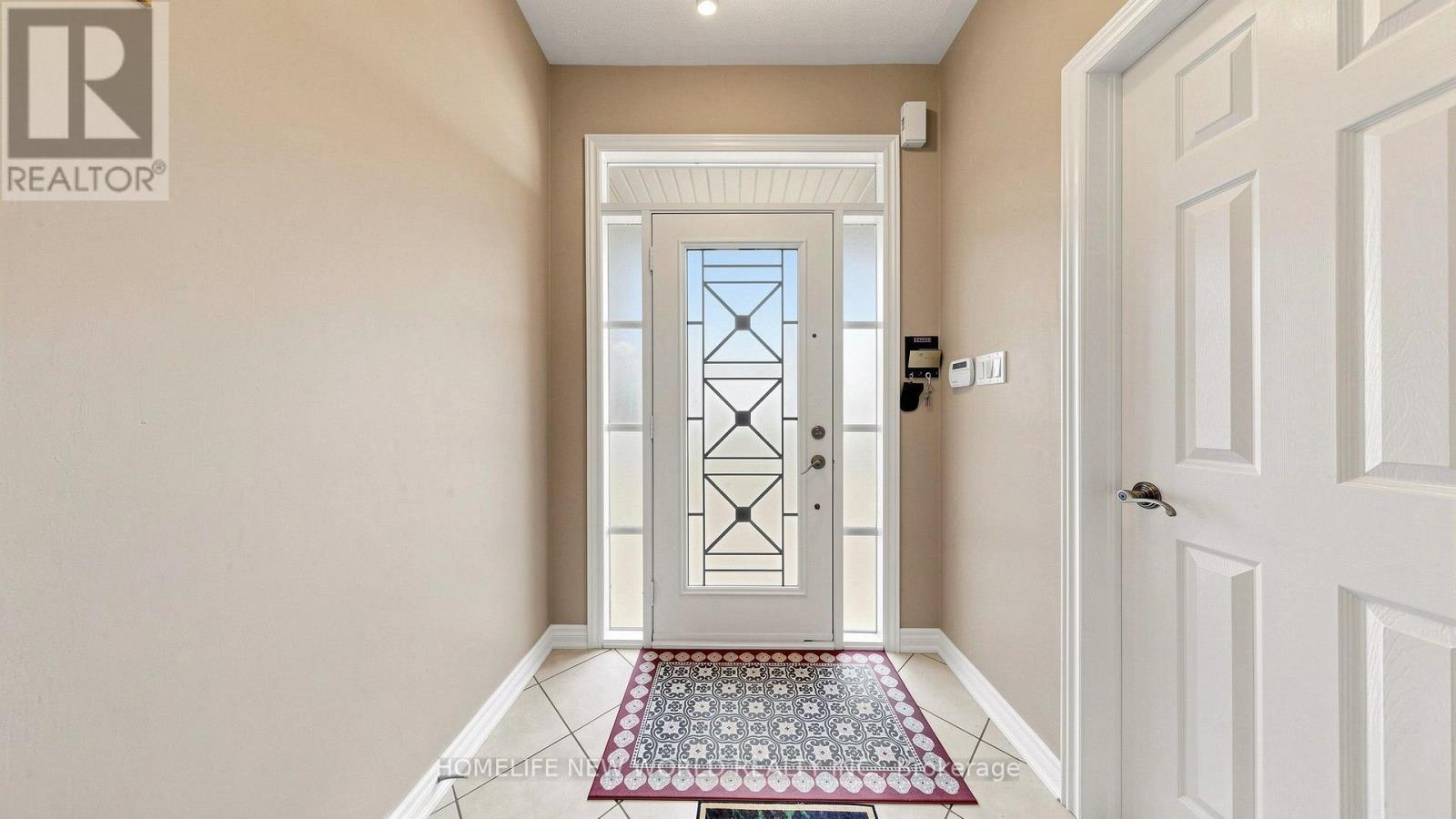 663 PETER RUPERT AVENUE - 3