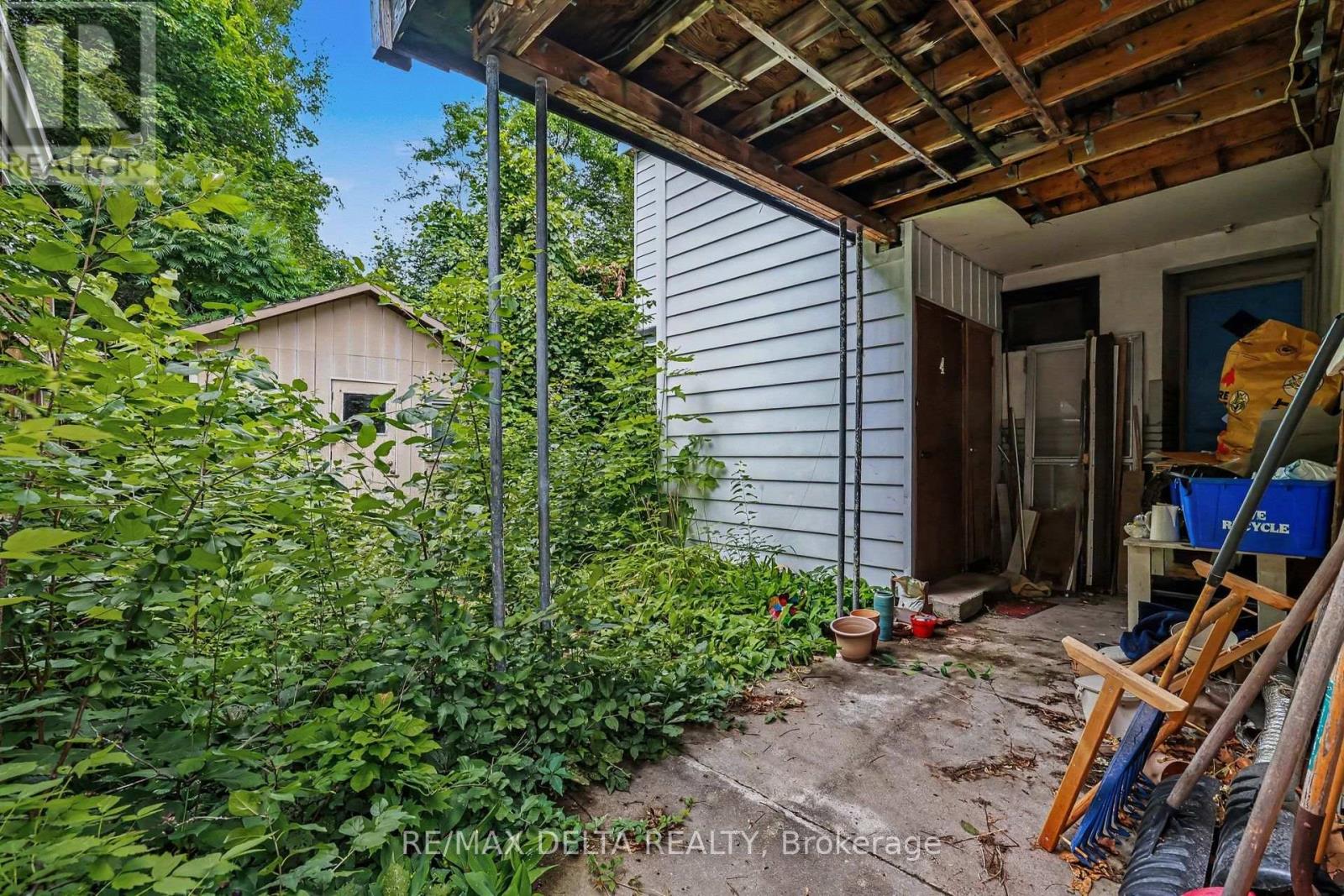 4 Bed, 4 Bath Multi-Family for Sale in Ottawa – 831 MONTREAL ROAD, Ottawa – MLS# X13619982 - Image 39