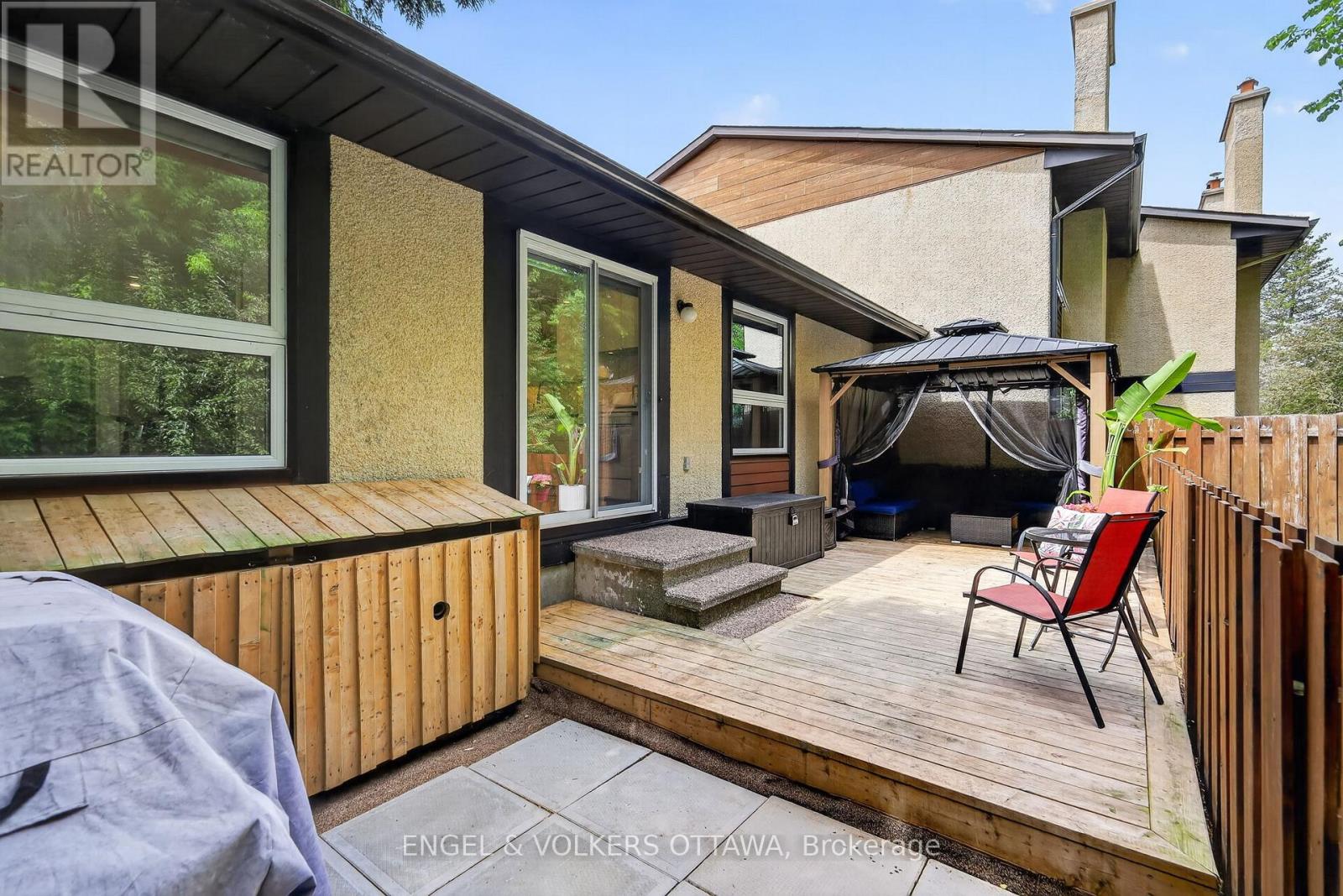 #6 164 MCCLINTOCK WAY - 43