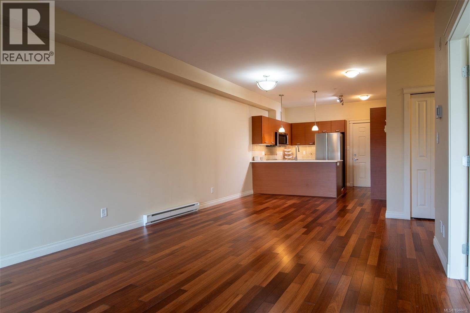 #202 2380 Brethour Ave - 17