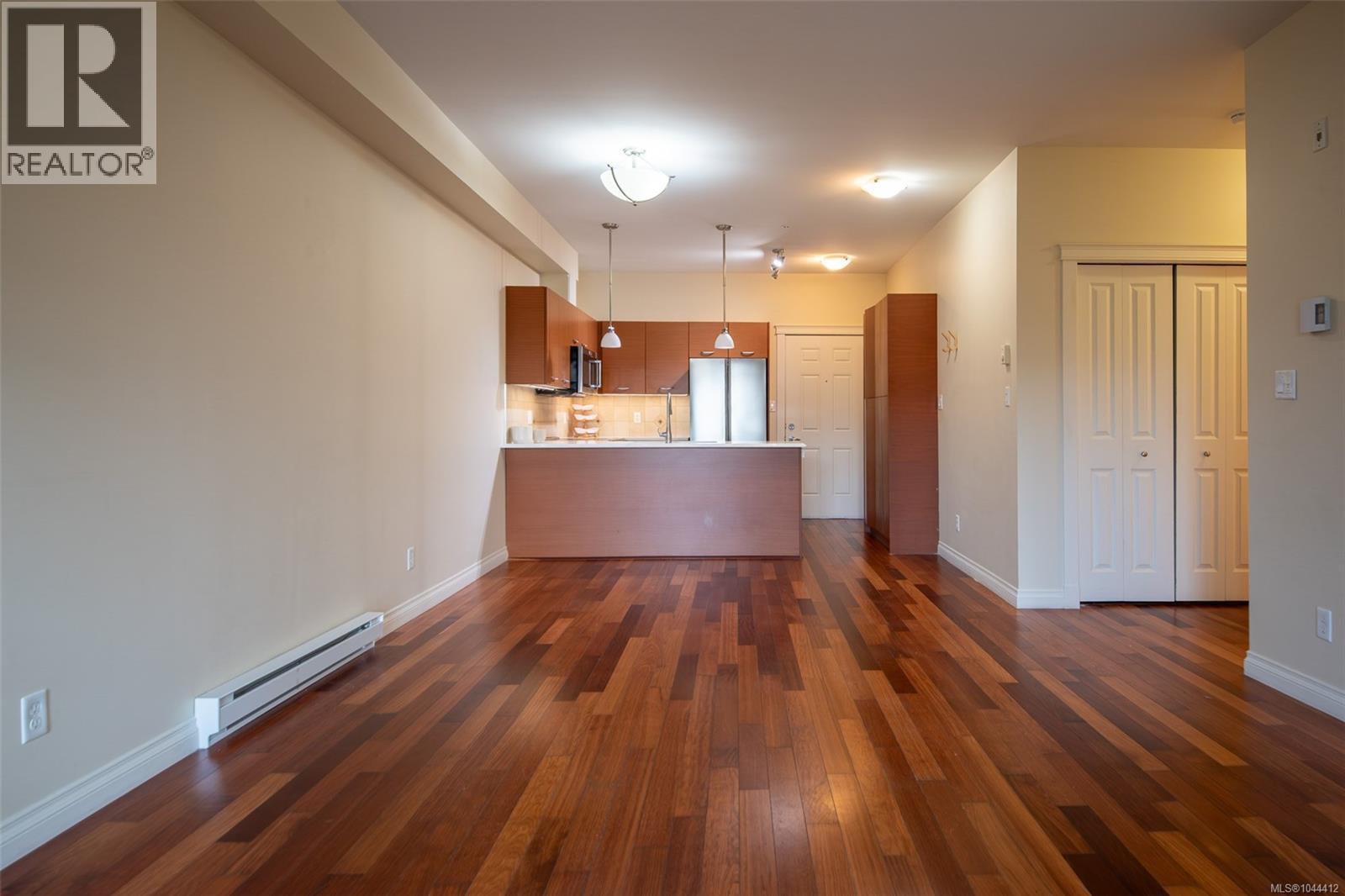#202 2380 Brethour Ave - 18