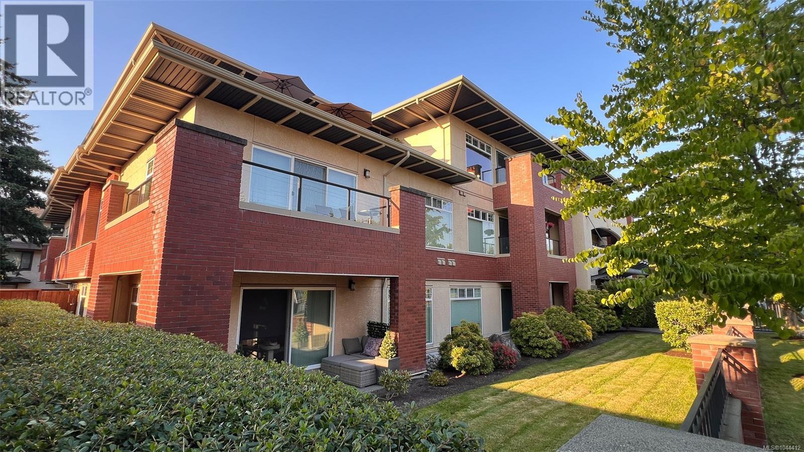 #202 2380 Brethour Ave - 3