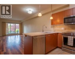 202 2380 Brethour Ave, Sidney, BC V8L2A5 Photo 11
