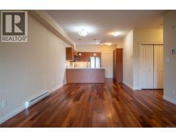 202 2380 Brethour Ave, Sidney, BC V8L2A5 Photo 18