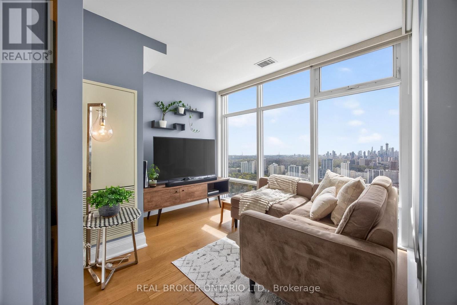 #4603 2191 YONGE STREET - 5