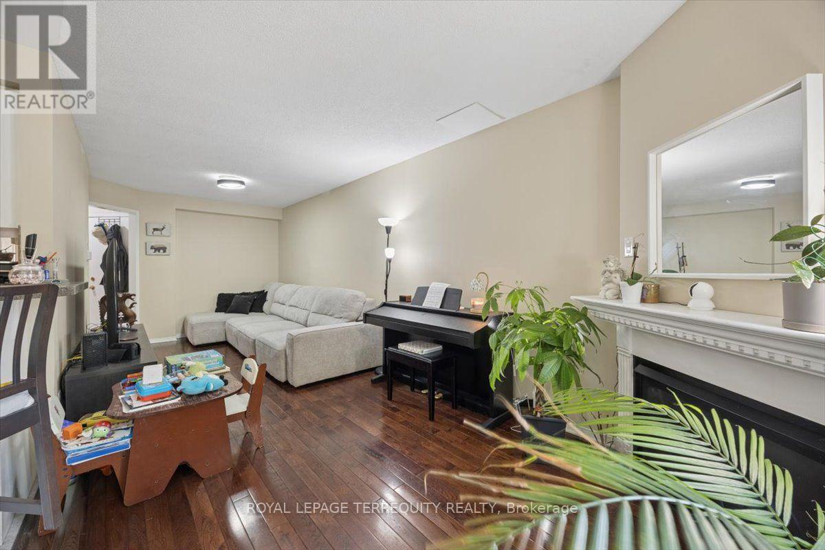 1148 WESTVIEW TERRACE - 12