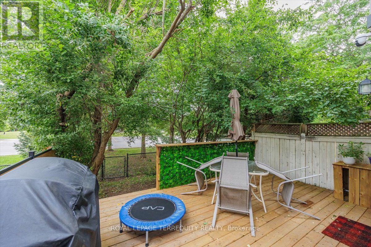 1148 WESTVIEW TERRACE - Image 33