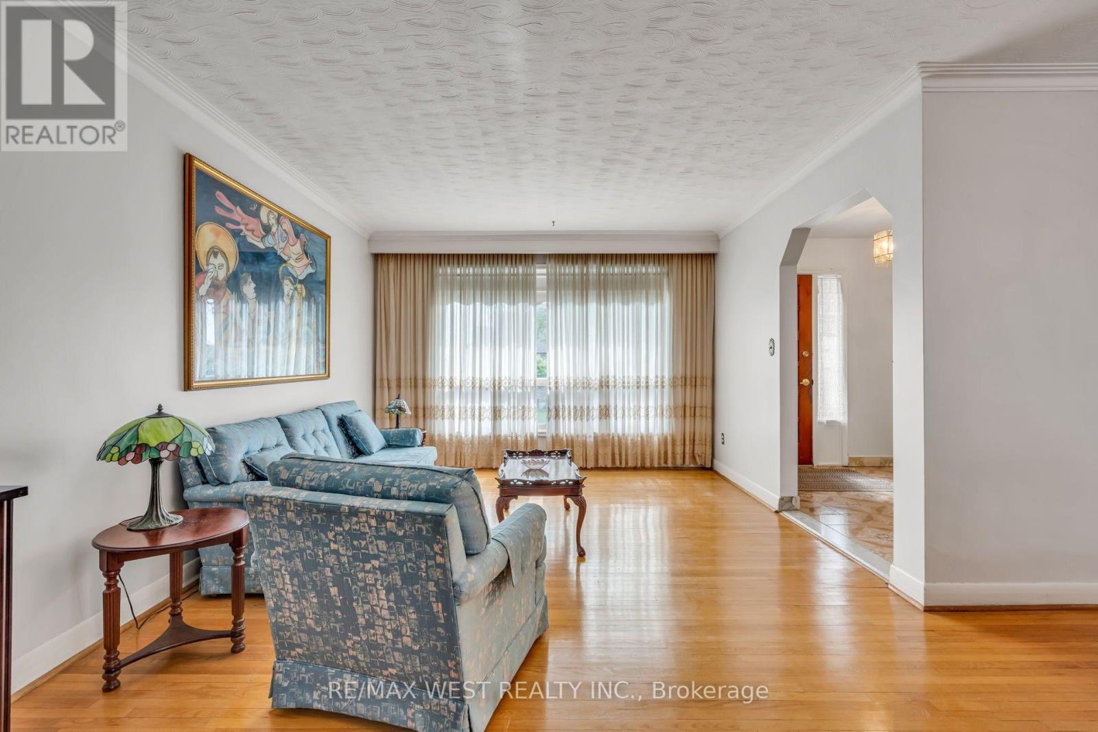 90 TAVISTOCK ROAD - 13
