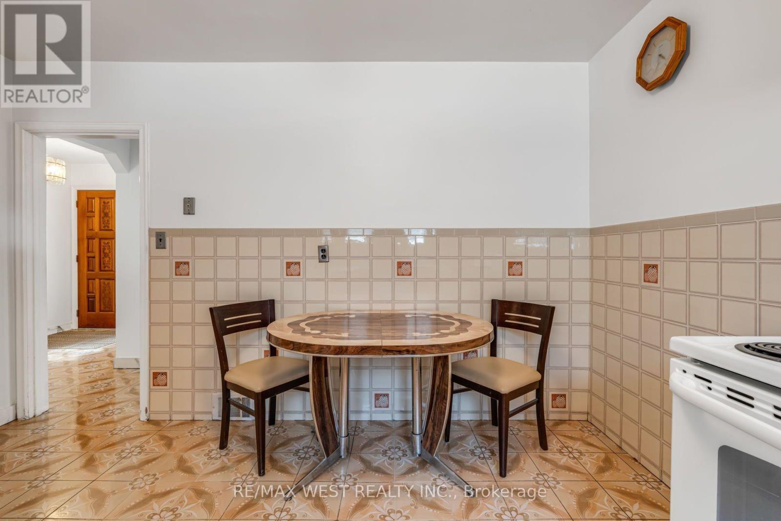 90 TAVISTOCK ROAD - 19