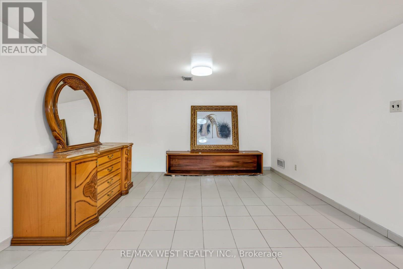 90 TAVISTOCK ROAD - 42
