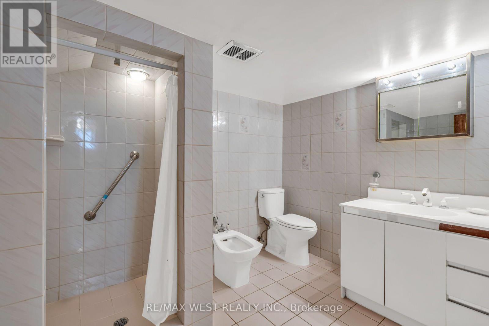 90 TAVISTOCK ROAD - 43