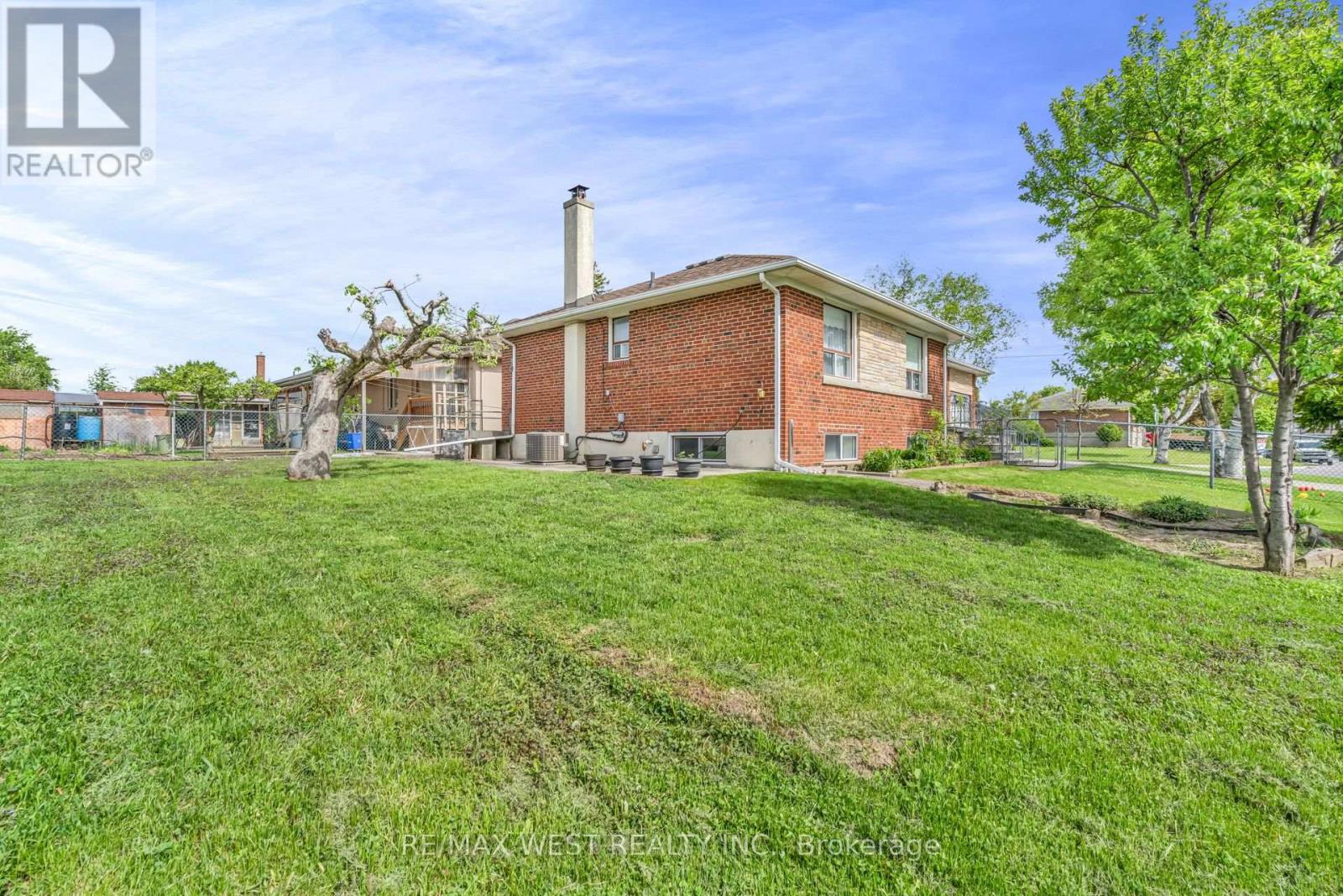90 TAVISTOCK ROAD - 48