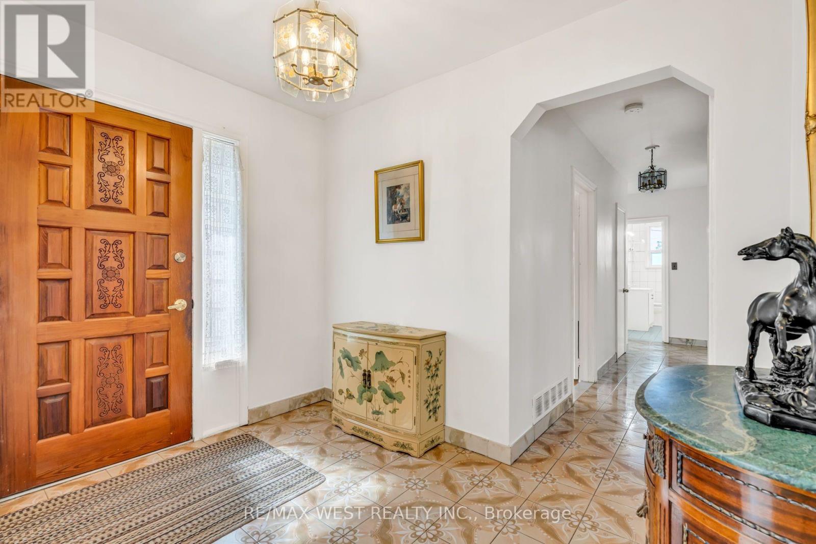 90 TAVISTOCK ROAD - 9