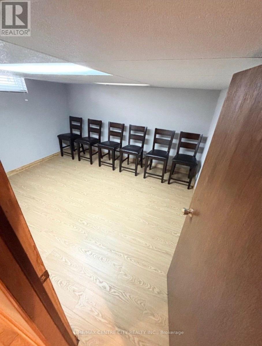 175 BANCROFT ROAD - 20
