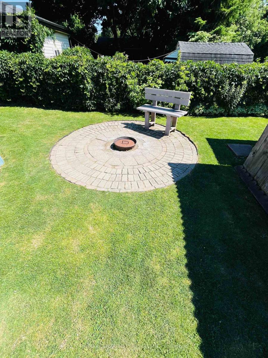 175 BANCROFT ROAD - Image 24