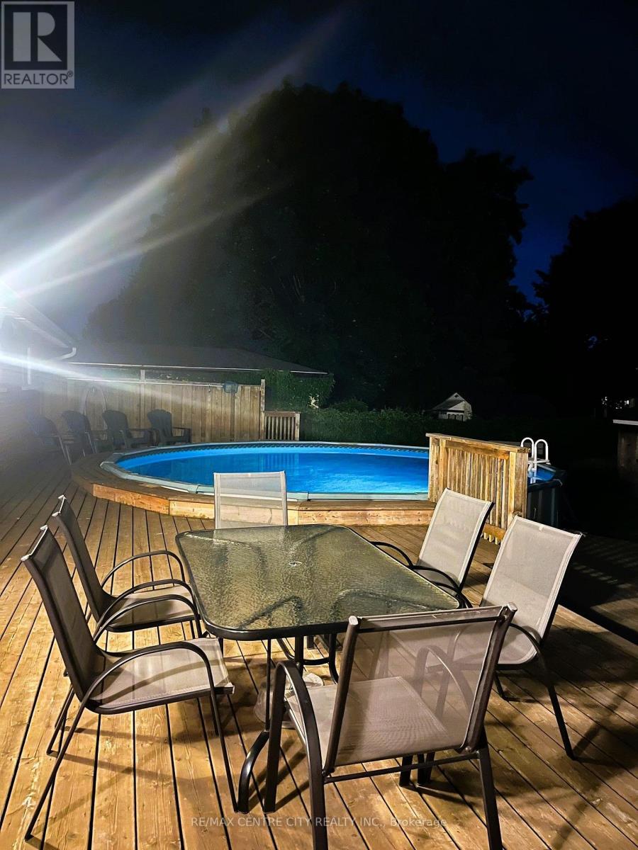 175 BANCROFT ROAD - 28