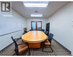 55 Driscoll Crescent, photo 17