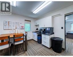 55 Driscoll Crescent, photo 9
