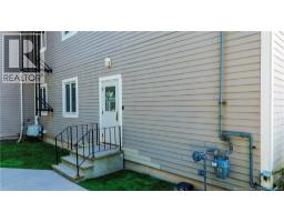 55 Driscoll Crescent, photo 5