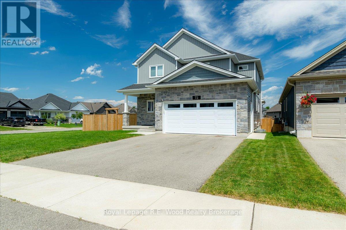 72 TRAILVIEW DRIVE E