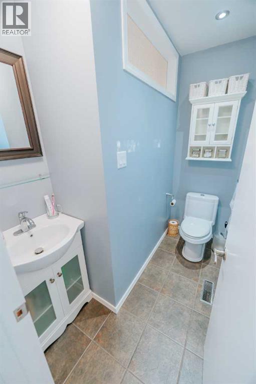 1302 Michigan Place S - Image 11