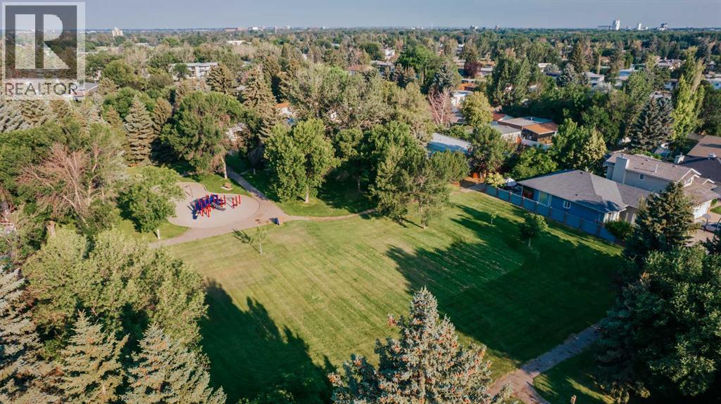 1302 Michigan Place S - 34
