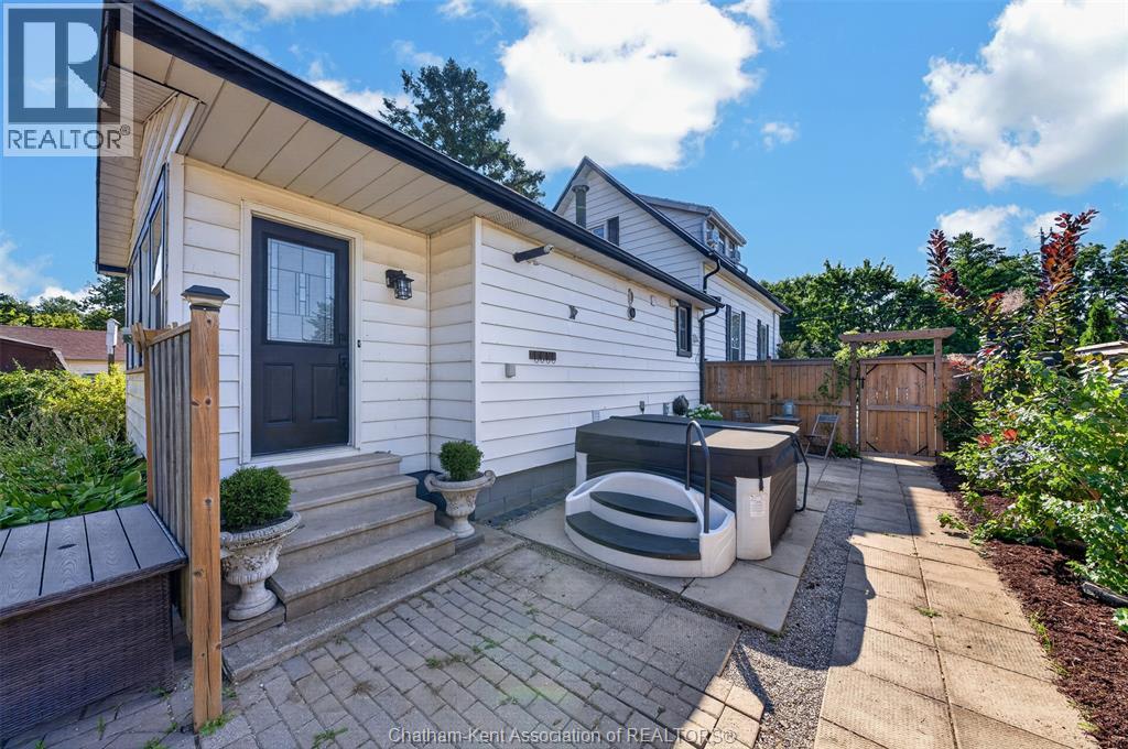 45 Oxley DRIVE - 47