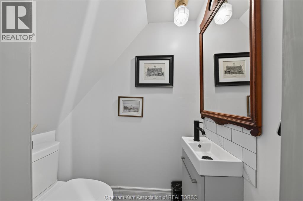 45 Oxley DRIVE - 9