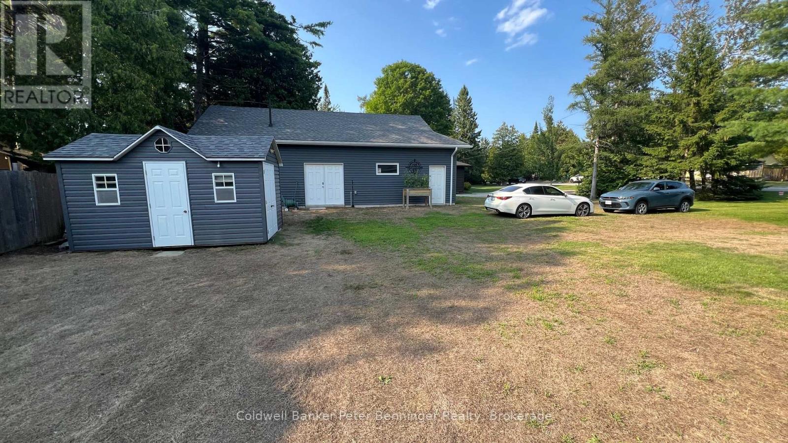 810 SECOND AVENUE S - Image 16