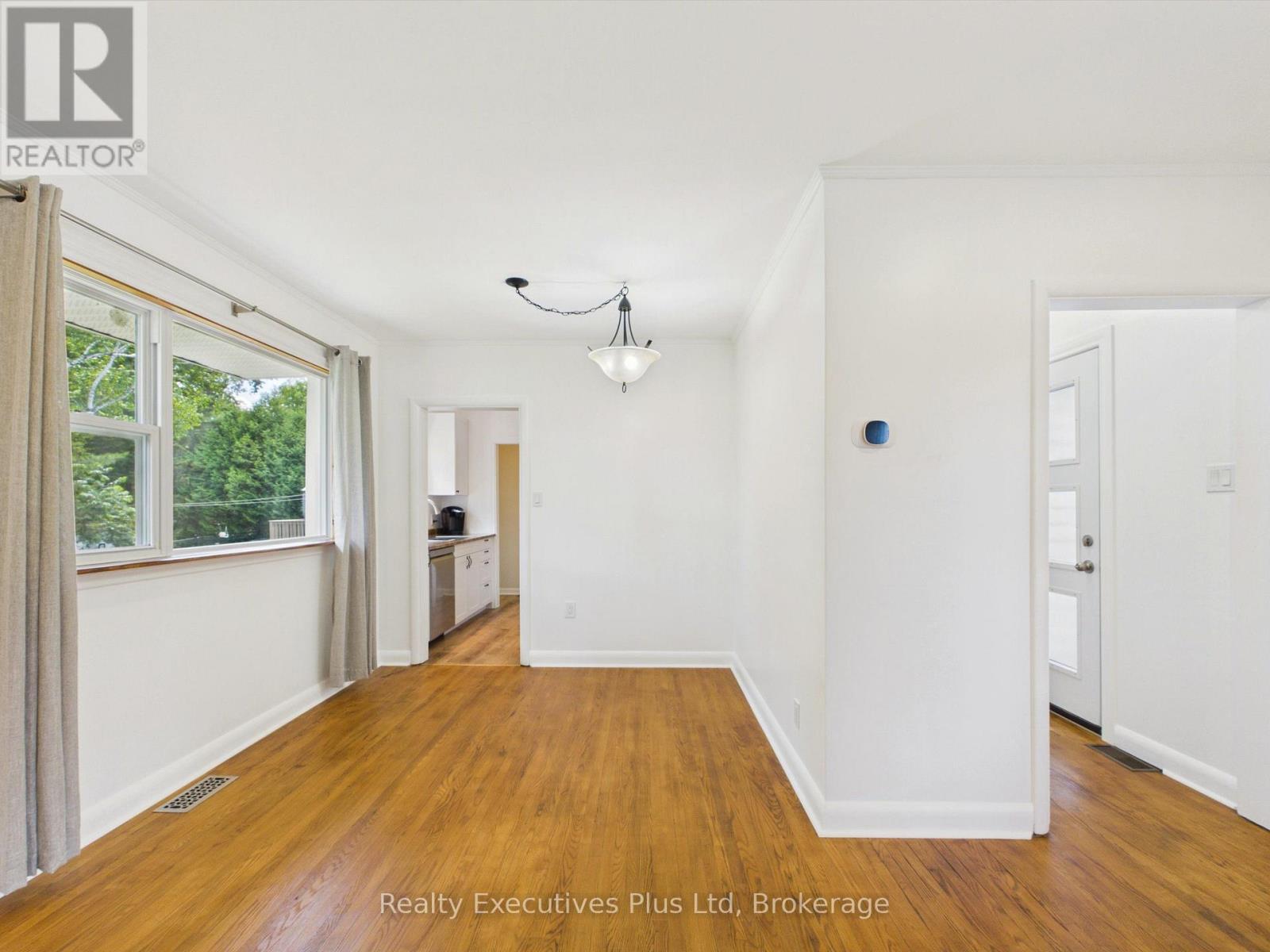 29 QUEEN STREET - 11