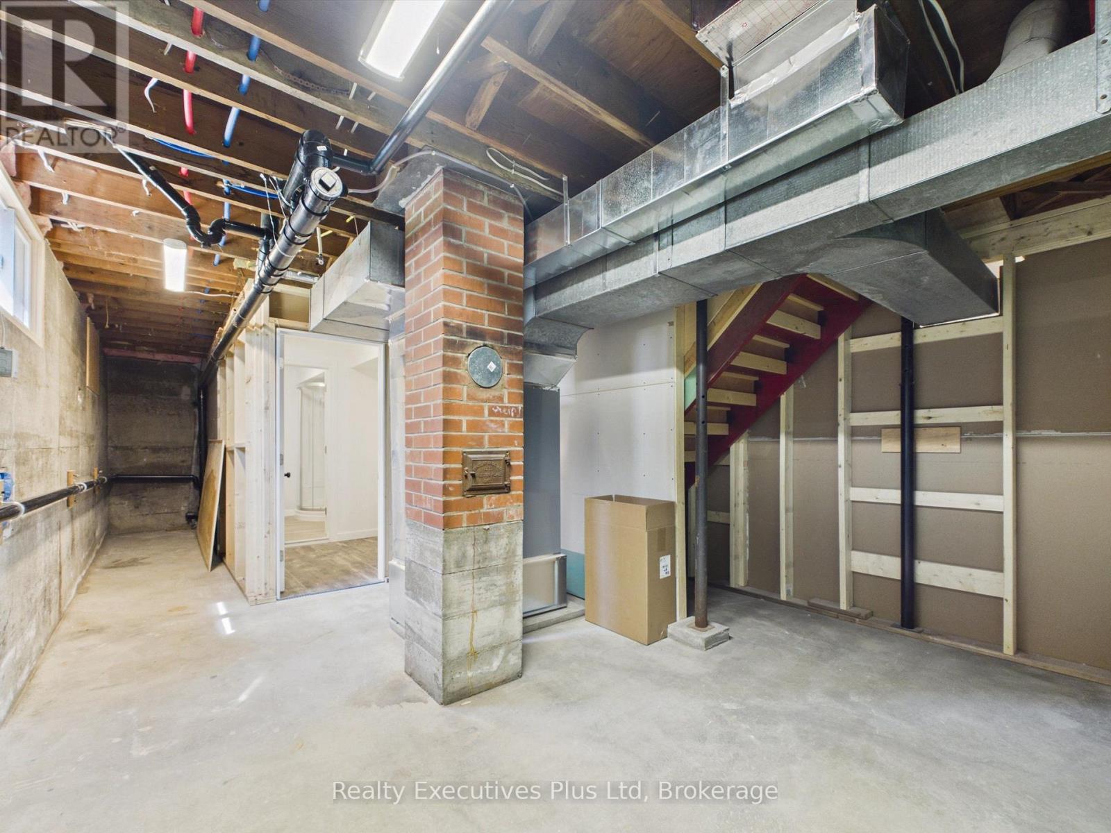 29 QUEEN STREET - 40