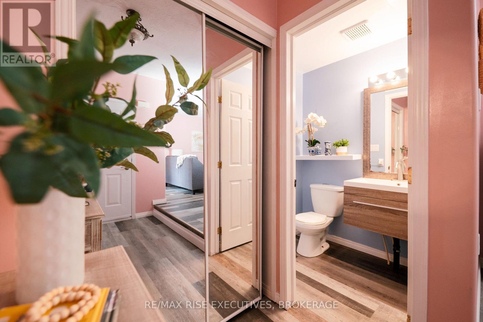 1344 THORNWOOD CRESCENT - 9