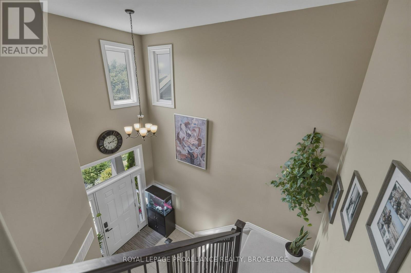 92 WINDERMERE BOULEVARD - 22