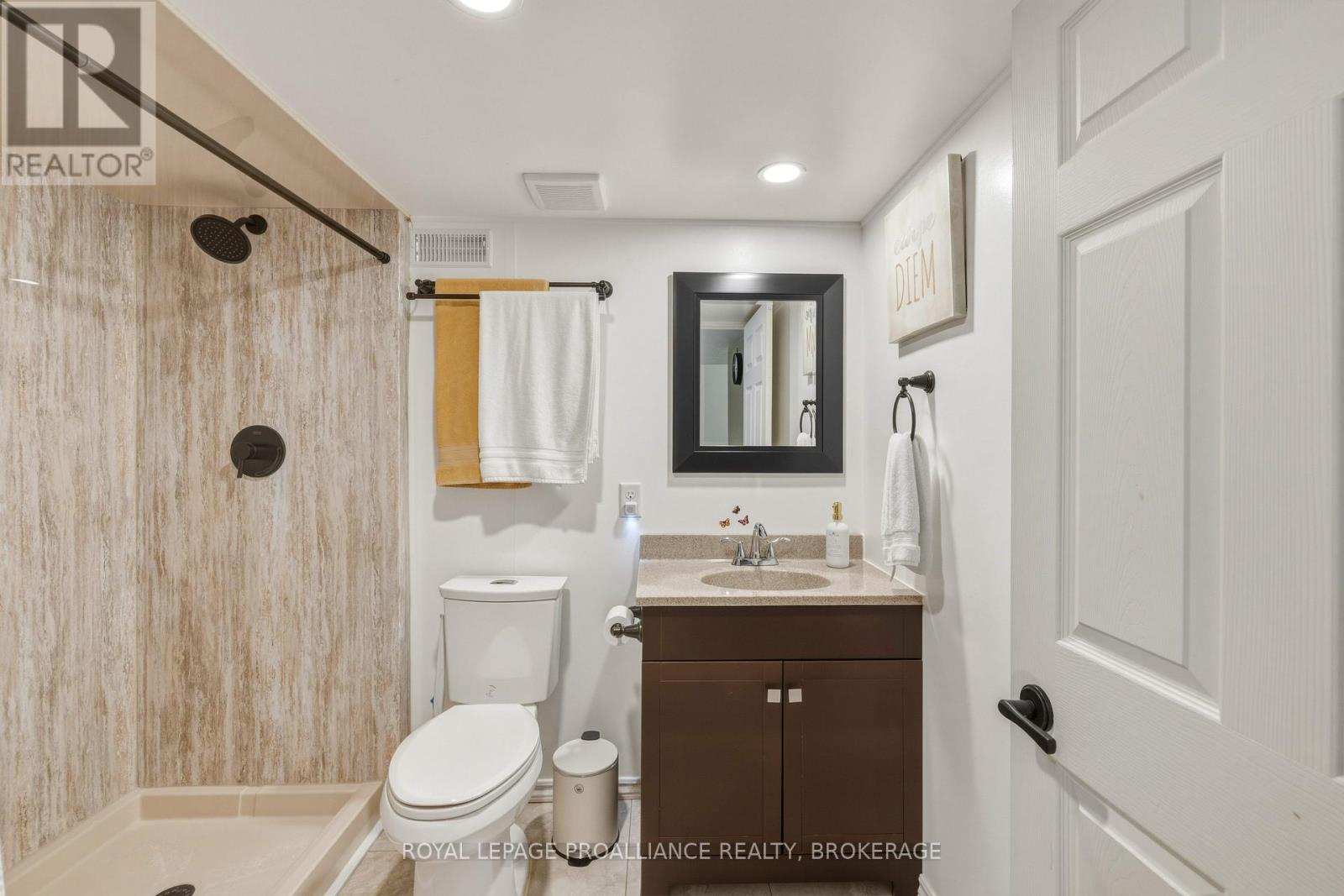 92 WINDERMERE BOULEVARD - 33
