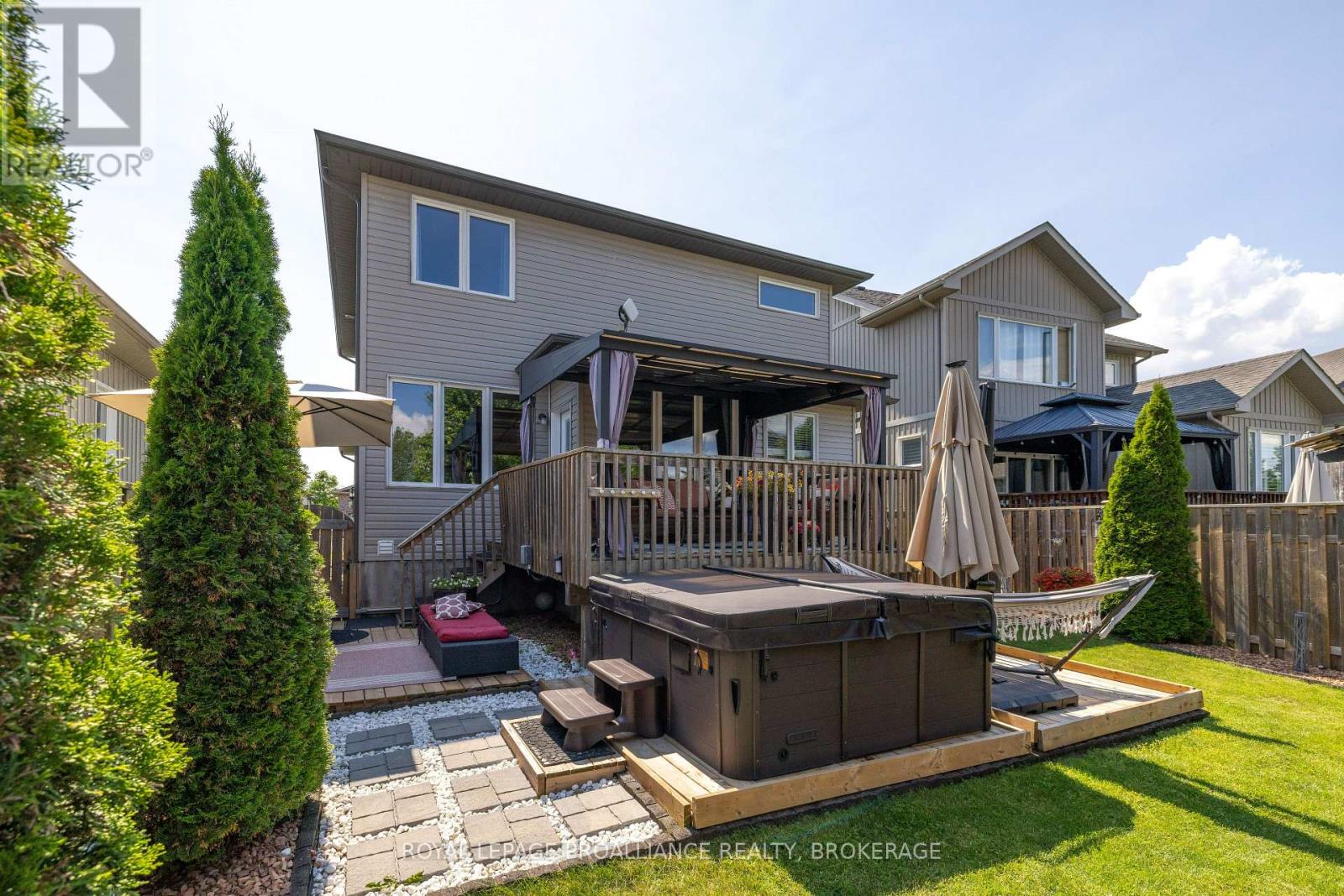 92 WINDERMERE BOULEVARD - 38