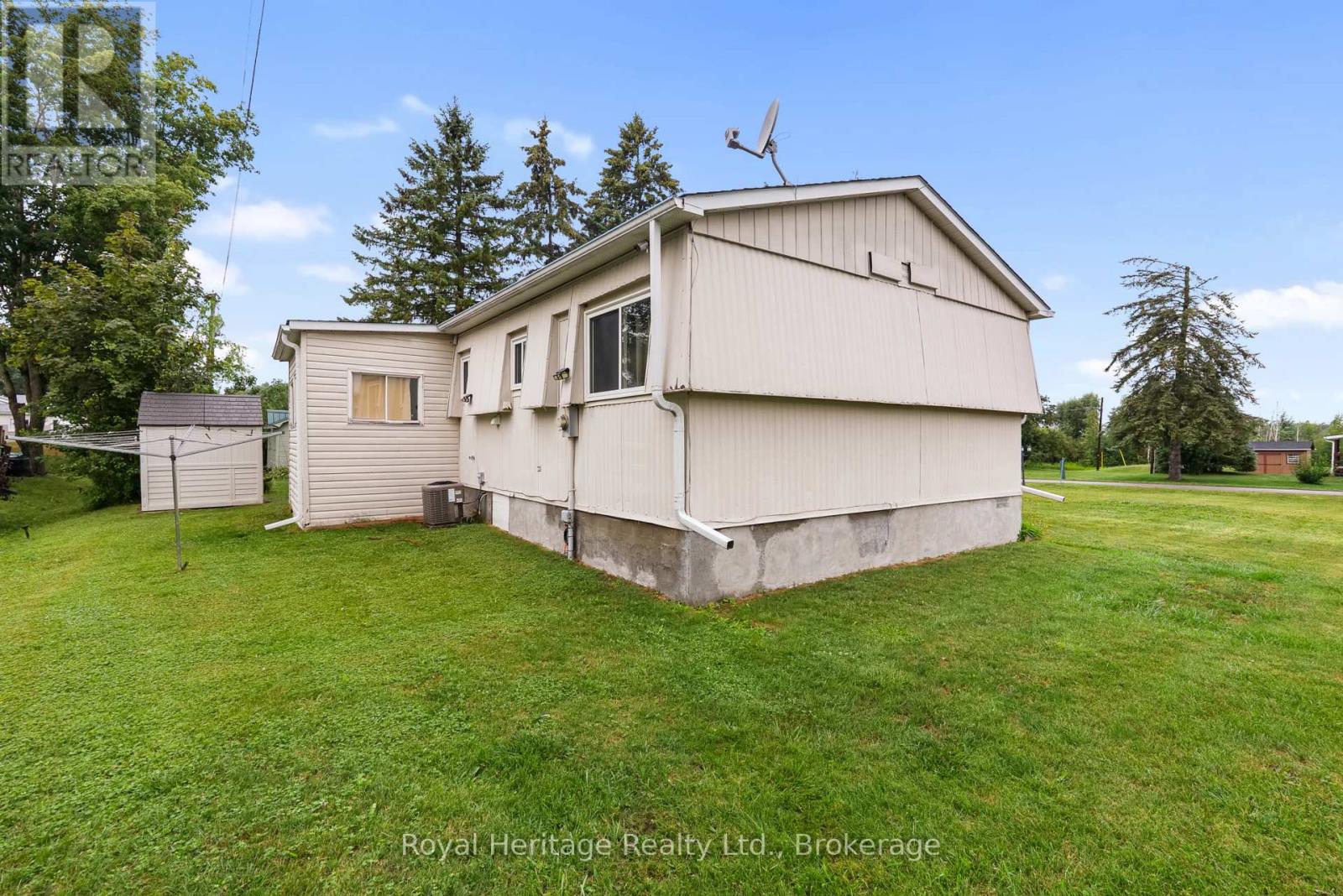 2 FENELON WAY - 21