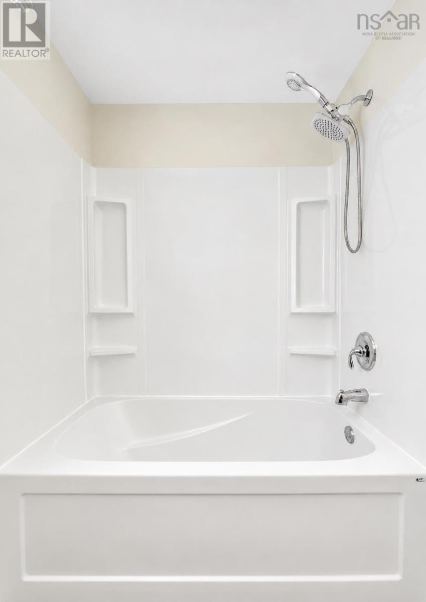 48 Regal Road - 31